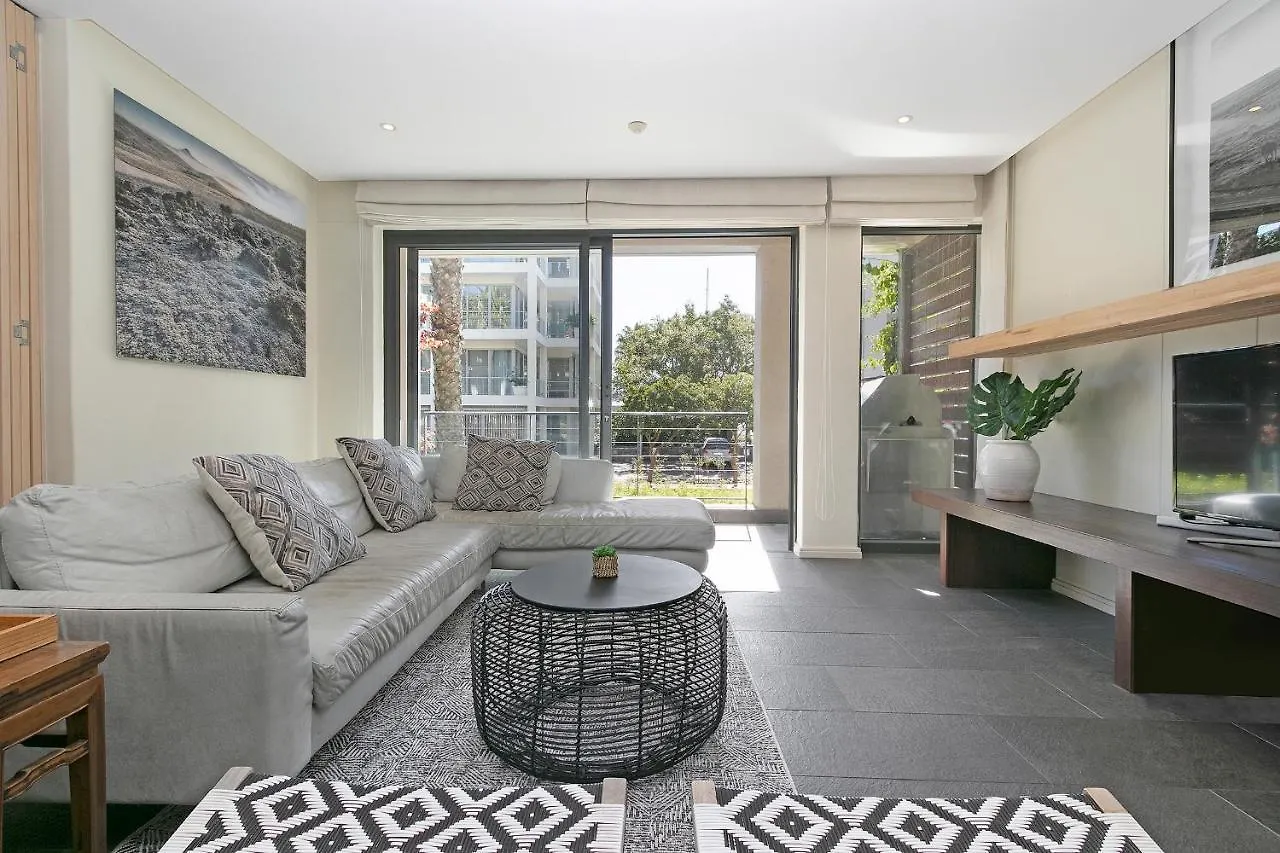 Ocean & Marina Apartments - Faulconier 004 Cape Town