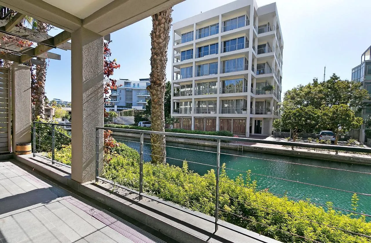 Ocean & Marina Apartments - Faulconier 004 Cape Town South Africa